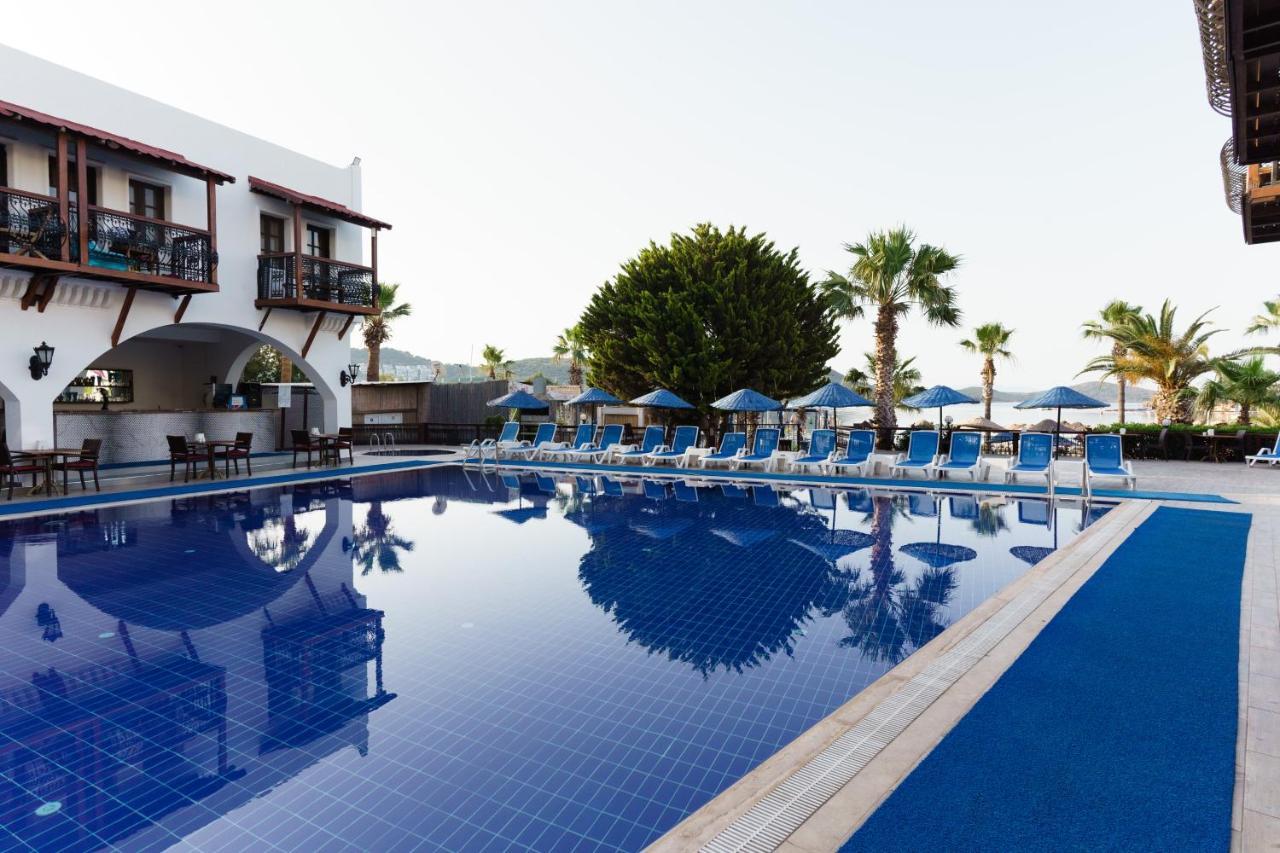 Costa Bitezhan 4* Бітез