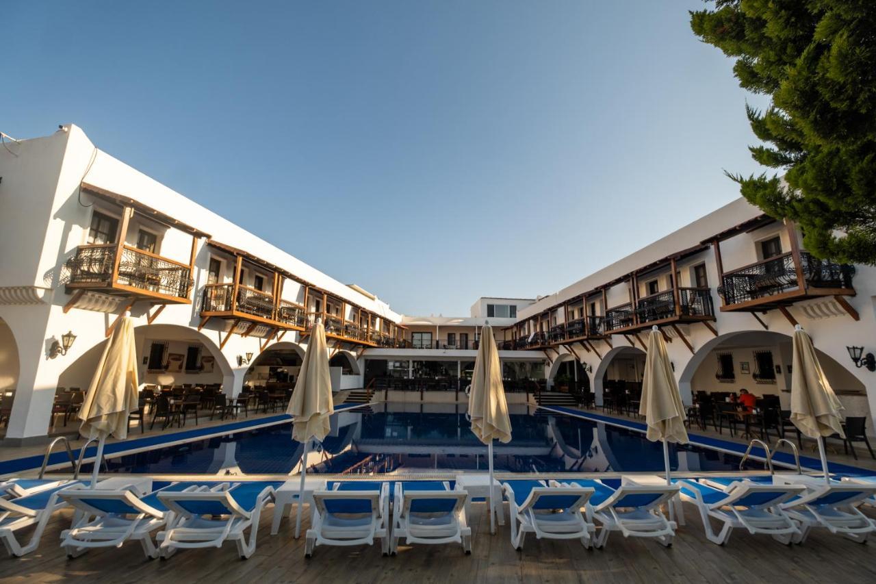 Готель Costa Bitezhan 4*