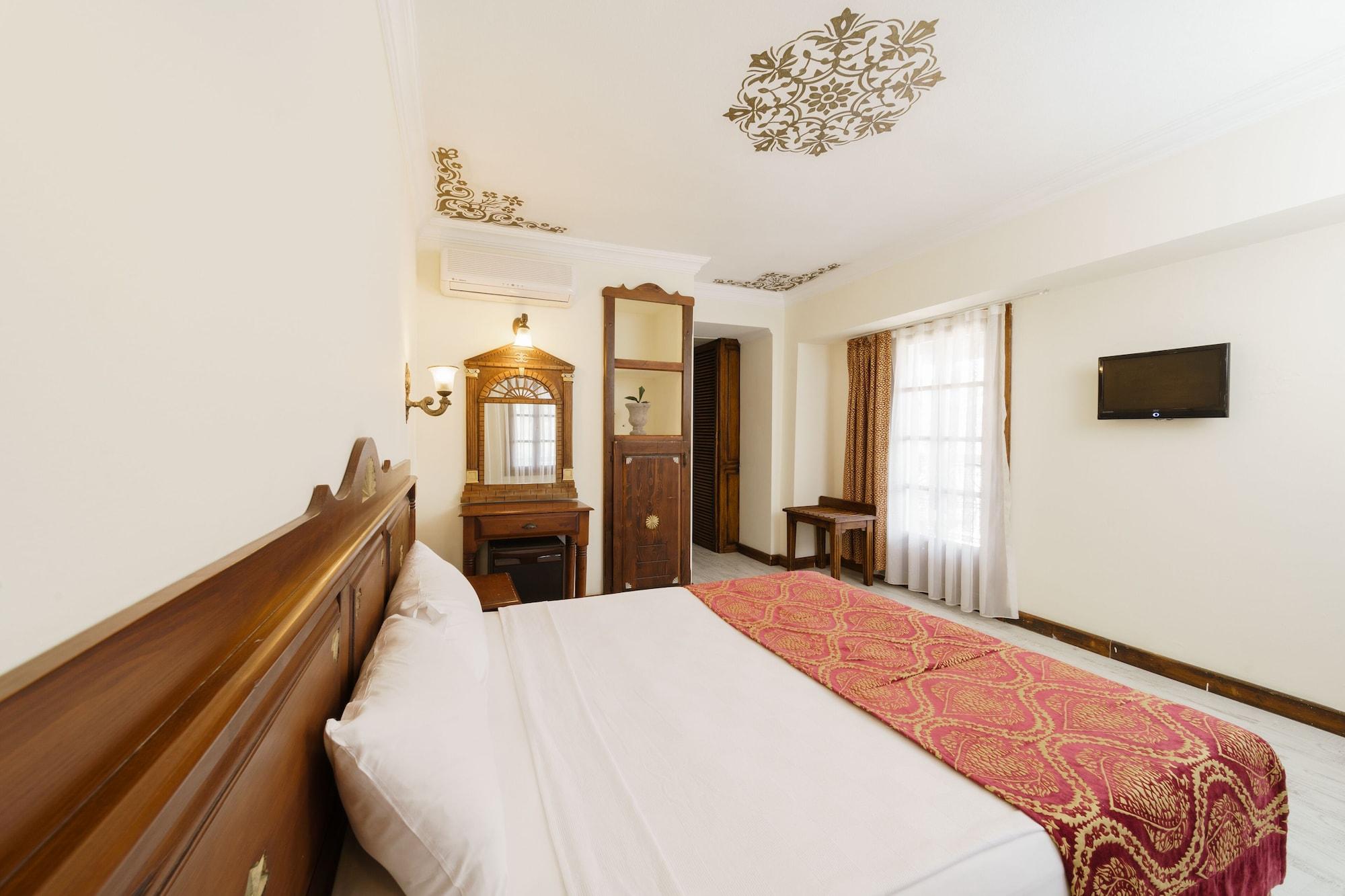 Готель Costa Bitezhan 4*