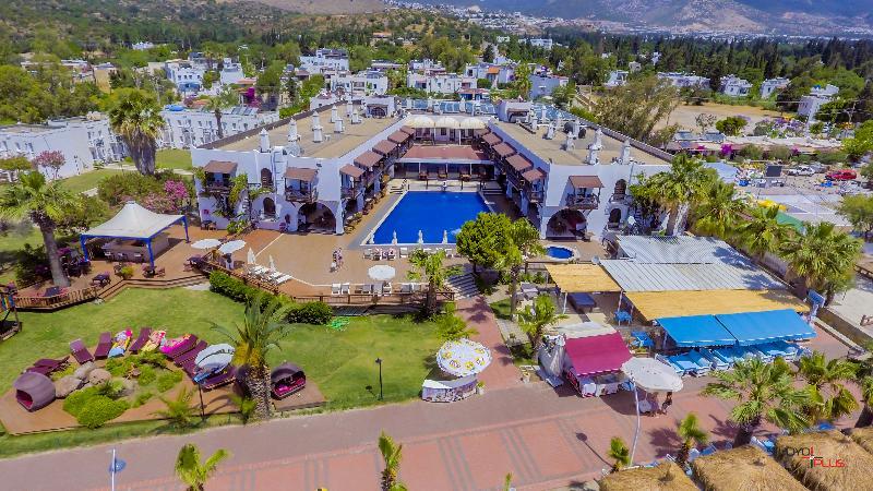 Costa Bitezhan Готель 4*